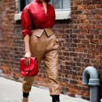 Di Jamin Kece! Kombinasi Outfit Keren Dengan Warna Merah