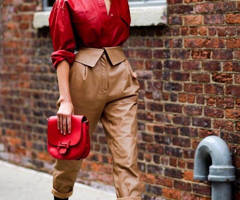 Di Jamin Kece! Kombinasi Outfit Keren Dengan Warna Merah