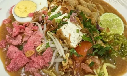 Mie Rebus Medan: Sensasi Rasa Yang Tak Pernah Membosankan