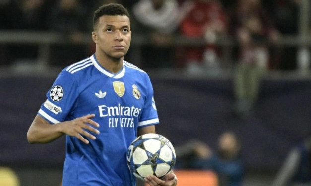 Mbappé Pulih Tepat Waktu Untuk Barcelona?