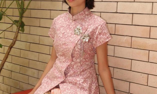 Inspirasi Fashion Hari Kartini: Soft Pink, Feminin, Dan Fresh