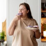 Stop Salahin Makan! Ini Faktor Penyebab Berat Badan Cepat Naik