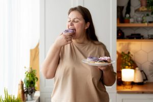 Stop Salahin Makan! Ini Faktor Penyebab Berat Badan Cepat Naik