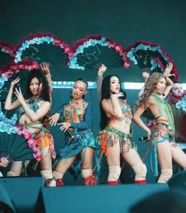 Panggung HITC Panas! No Na Tampil Energik Di Los Angeles 2026