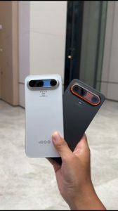 Bikin Melongo! iQOO X Concept Phone Bawa Baterai 15.000mAh