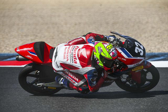 All Out! Kiandra Ramadhipa Curi Podium 2 Moto3 Junior Aragon