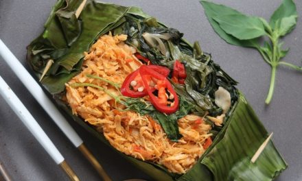 Harum Maksimal! Nasi Bakar Pedas Dengan Isian Melimpah