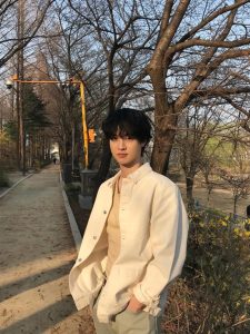 Resmi Menikah! Pernikahan Jang Dong Yoon Bikin Fans Terharu?