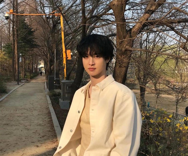 Resmi Menikah! Pernikahan Jang Dong Yoon Bikin Fans Terharu?